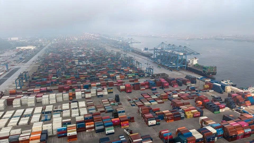 Nền kinh tế lớn thứ 2 thế giới lung lay: Giá nhà lao dốc suốt 5 năm chưa dừng, người dân tuyệt vọng vay mới chỉ để trả nợ cũ - ảnh 3