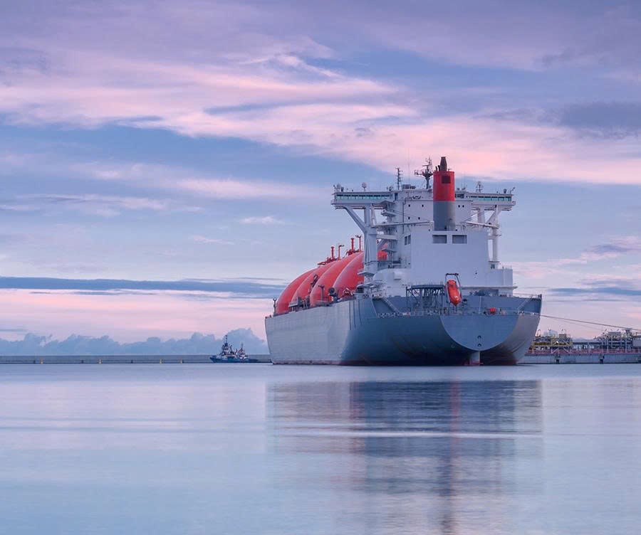 Khí đốt Nga lênh đênh 4 tháng không ai mua, bất ngờ tìm được 'khách sộp' giữa bão trừng phạt - ảnh 1