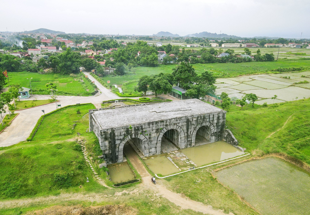 Di sản thế giới hơn 600 năm tuổi của Việt Nam đón 215.000 lượt khách trong 9 tháng - ảnh 1