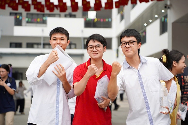 Cách tra cứu nhanh điểm chuẩn đại học, cao đẳng năm 2025 nhanh, chính xác nhất - ảnh 1