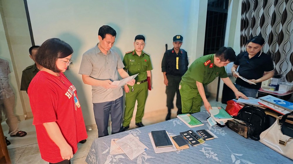 Huy động gần 100 cán bộ, triệt phá đường dây lừa đảo chiếm đoạt hàng chục nghìn tỷ đồng qua hình thức đầu tư vào tiền ảo - ảnh 3