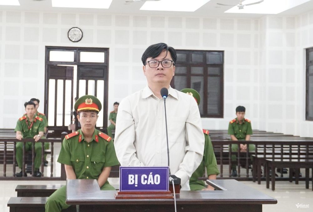 Bán lô đất 21 tỷ nhưng khai hợp đồng chỉ 460 triệu, Lê Văn Thành bị tuyên phạt 14 năm 6 tháng tù - ảnh 1