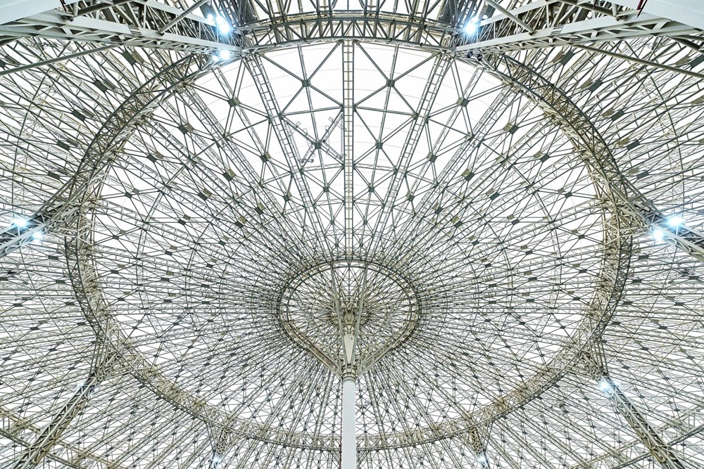 Huy động hơn 1.000 nhân công hoàn thành công trình hàng đầu Việt Nam trong hơn 10 tháng, lập kỷ lục có mái vòm thép lớn nhất hành tinh, bằng 14 lần sân bóng FIFA - ảnh 3