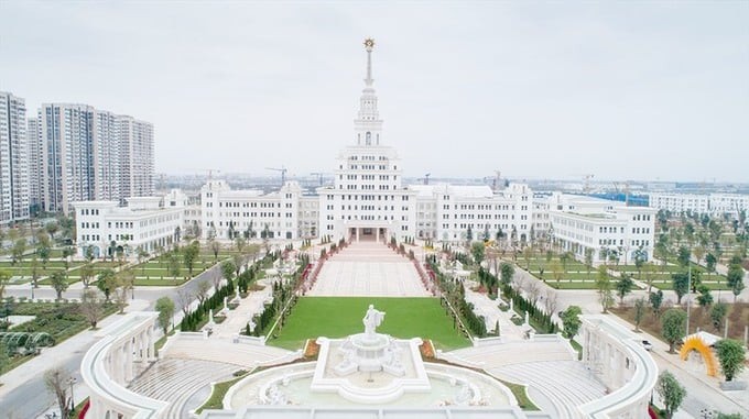 Trường ĐH là 'lò đào tạo tinh hoa'của tỷ phú Phạm Nhật Vượng: Đầu tư hàng chục nghìn tỷ, phấn đấu top 100 thế giới - ảnh 2