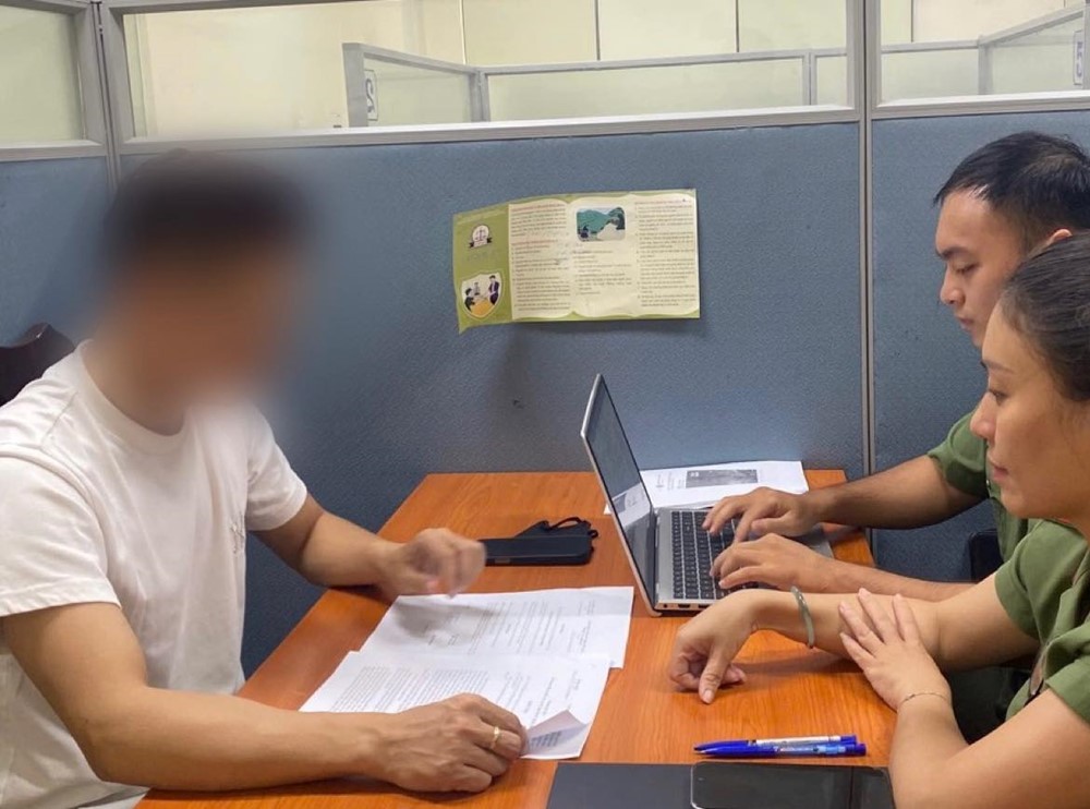 Công an mời streamer Độ Mixi lên làm việc - ảnh 1