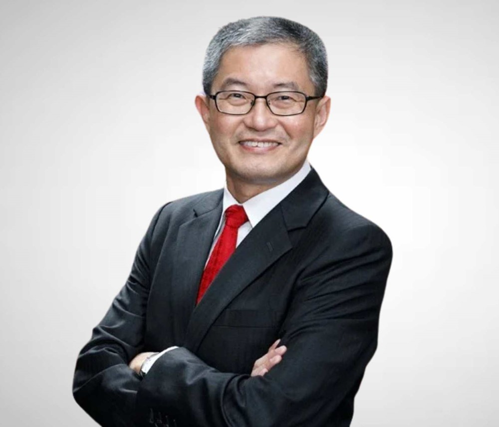 Giáo sư được tỷ phú Phạm Nhật Vượng chiêu mộ làm PCT VinUni, phụ trách phát triển nhân tài: Từng là giám đốc đại học ở Singapore, nổi danh khắp thế giới - ảnh 1