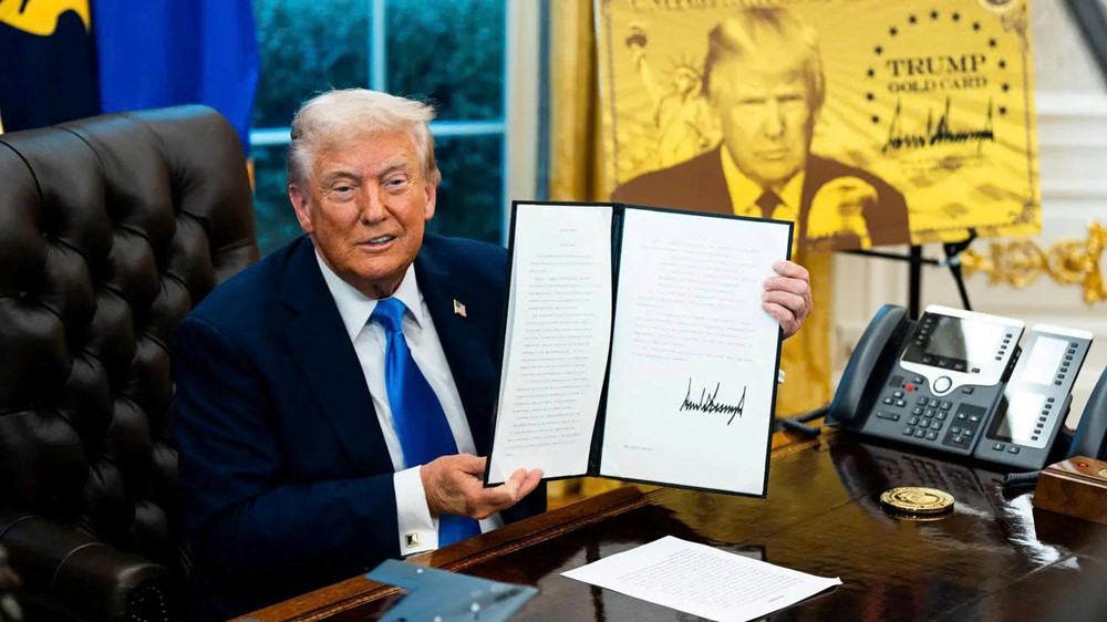 ‘Thẻ vàng’ nhập cư Mỹ giảm giá tới 80%, giới siêu giàu ‘đứng ngồi không yên’ - ảnh 2