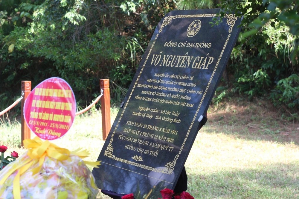 Gia đình Đại tướng Võ Nguyên Giáp gửi thông báo đến cán bộ, nhân dân và du khách - ảnh 1