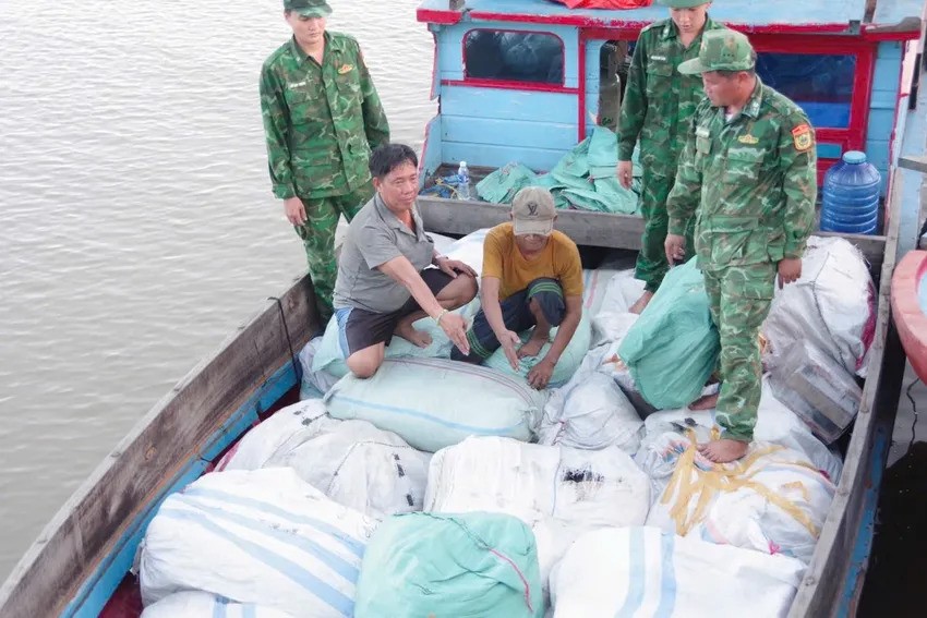 Phát hiện, thu giữ hơn 7 tấn sản phẩm động vật hoang dã vận chuyển trái phép - ảnh 1