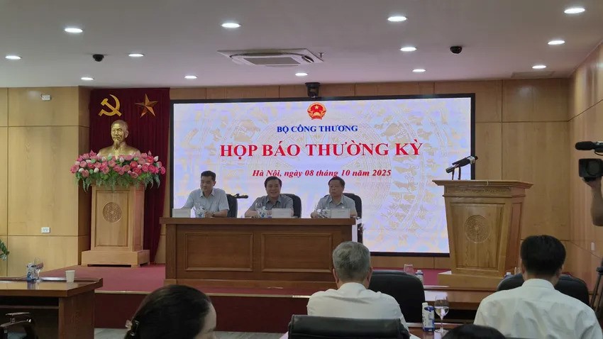 Bộ Công Thương chính thức thông tin về đơn tố cáo Chu Thanh Huyền: Tương đối phức tạp, có yếu tố hình sự - ảnh 1