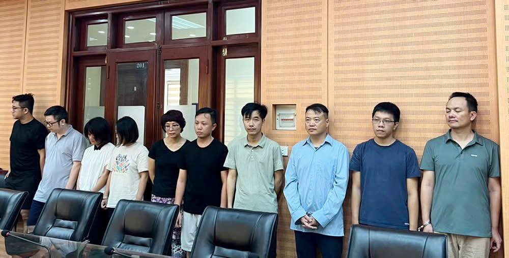 Shark Bình bị bắt - ảnh 2