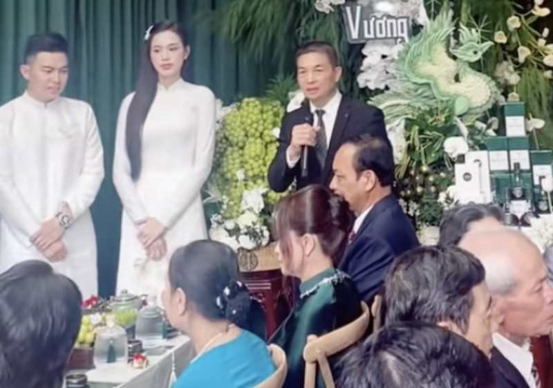 Lời dặn dò của bố chồng Chủ tịch khiến Hoa hậu Đỗ Hà bật khóc - ảnh 2