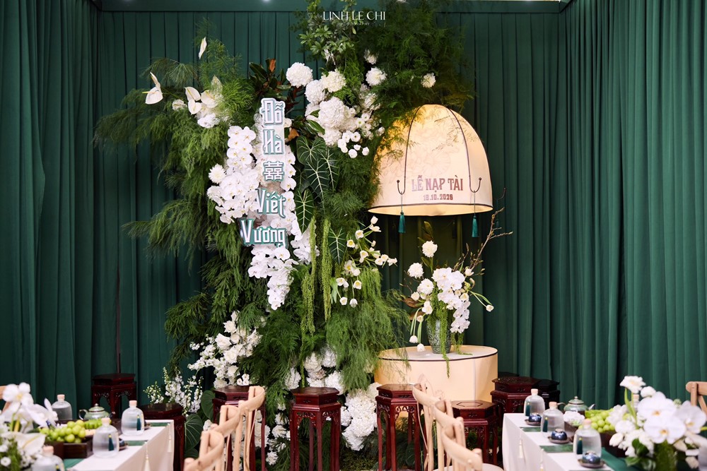 Chiếc áo dài Hoa hậu Đỗ Hà mặc trong ngày trọng đại lấy cảm hứng từ quê hương - ảnh 6