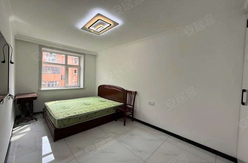 Căn hộ 65m² chỉ 37 triệu đồng nhưng vẫn không ai mua, nhà siêu rẻ tràn ngập Trung Quốc - ảnh 2