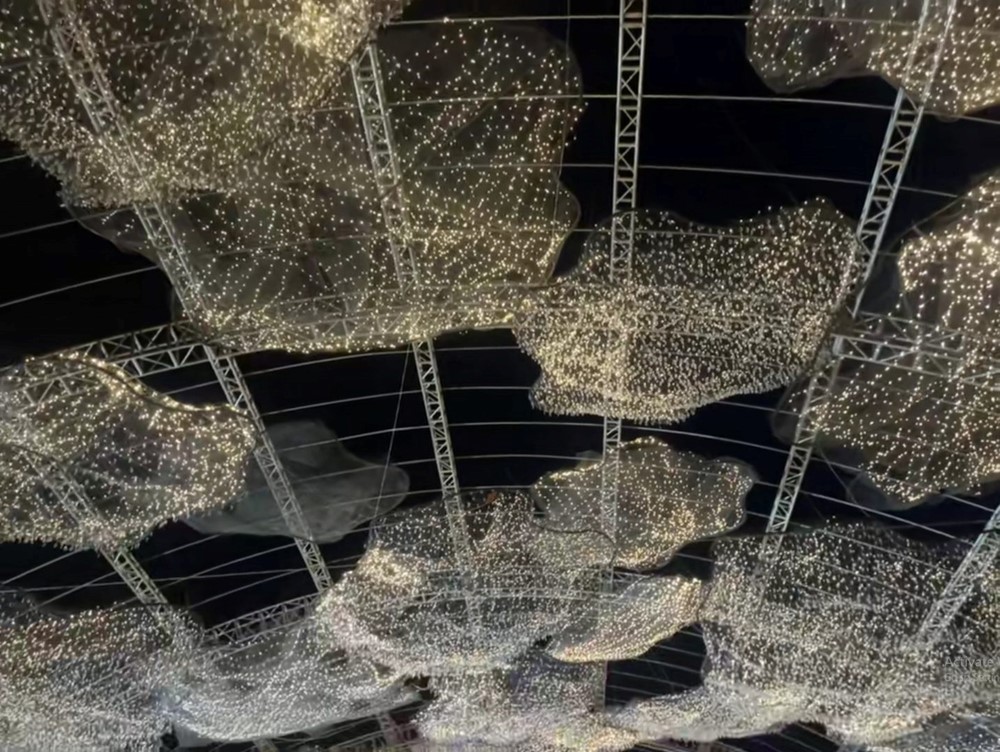 Cận cảnh đám cưới Hoa hậu Đỗ Hà và thiếu gia Tập đoàn Sơn Hải: Rạp cưới 'siêu khủng', khoảng 1.000 khách mời tham dự - ảnh 10