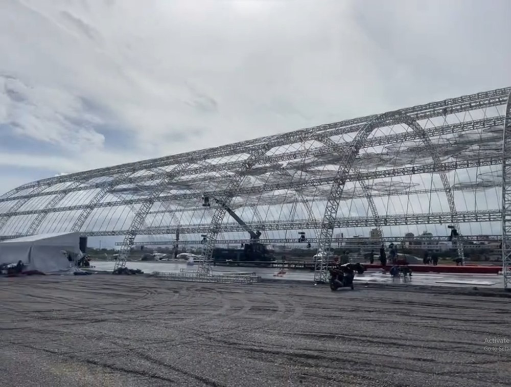 Cận cảnh đám cưới Hoa hậu Đỗ Hà và thiếu gia Tập đoàn Sơn Hải: Rạp cưới 'siêu khủng', khoảng 1.000 khách mời tham dự - ảnh 12