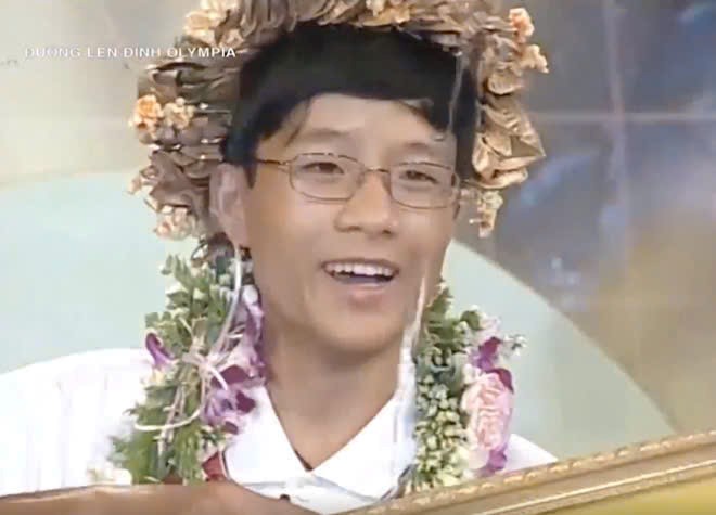 Biệt thự 1.000m² của 'Quán quân Olympia giàu nhất': Sở hữu bể bơi riêng, được ví như 'thiên đường nghỉ dưỡng' - ảnh 1