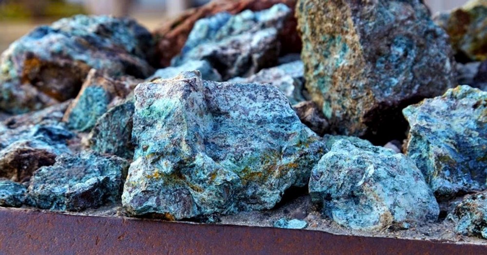 Phát hiện mỏ đất hiếm trị giá 62 tỷ USD, Mỹ - Trung ráo riết tranh giành - ảnh 1