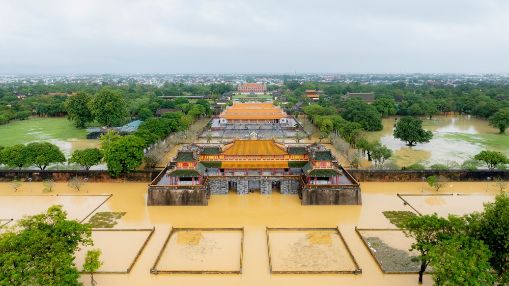 Lý do công trình hơn 200 năm tuổi vẫn khô ráo giữa ngày Huế lụt lịch sử? - ảnh 1