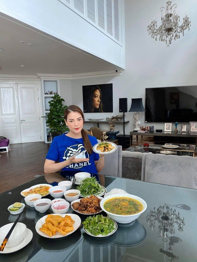 Tài sản khủng của Trương Ngọc Ánh trước khi bị bắt: Ở penthouse hàng trăm tỷ, liên tiếp tậu nhà mới, xế hộp đắt đỏ - ảnh 3