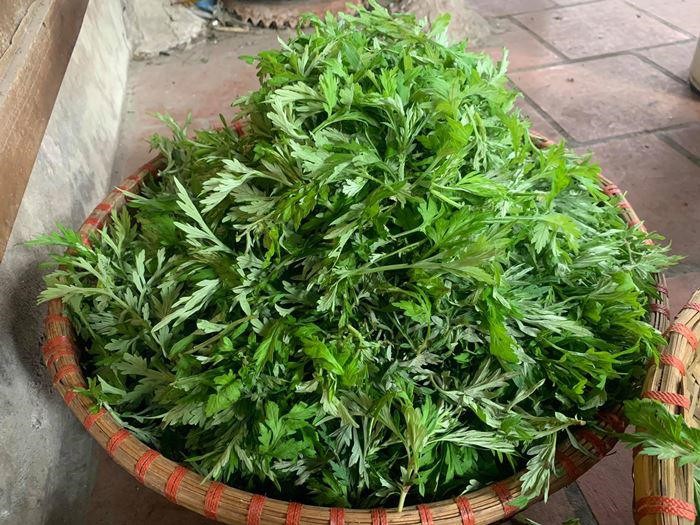 Một loại bánh đặc sản Thái Nguyên làm từ vị thuốc dân gian, du khách ăn một lần là nhớ mãi - ảnh 2