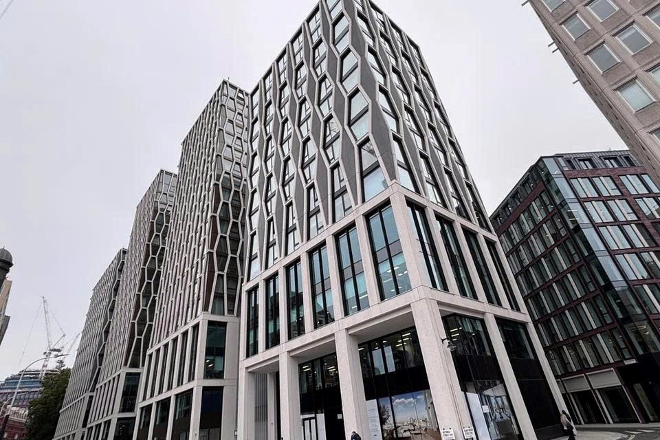 Chấn động vụ rửa tiền 3 tỷ SGD: Hai nghi phạm trốn sang London, tậu hàng chục căn hộ siêu sang - ảnh 4