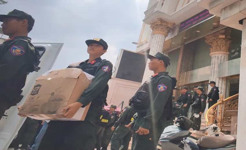 Tình hình của thẩm mỹ viện Mailisa sau 1 ngày bị khám xét - ảnh 2