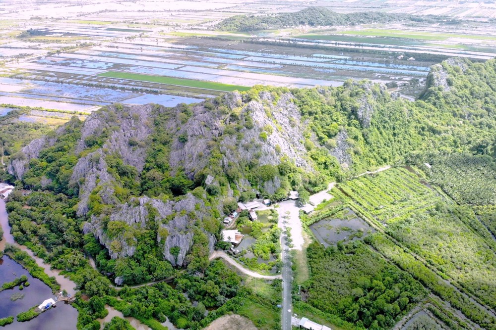 Việt Nam có một hang động từng nằm sâu dưới đáy biển, được mệnh danh là 'pháo đài đá' trong kháng chiến - ảnh 3