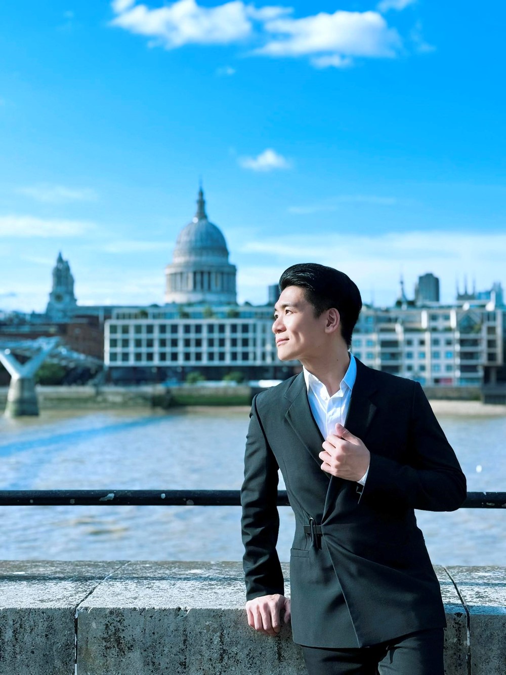 Phó Chủ tịch ngân hàng trẻ nhất nhì Việt Nam nhận ‘chức’ mới - ảnh 5