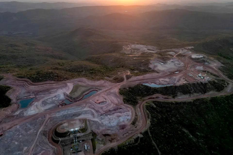 Một quốc gia tuyên bố trữ lượng đất hiếm gây sốc, đe dọa phá thế độc quyền của Trung Quốc - ảnh 1