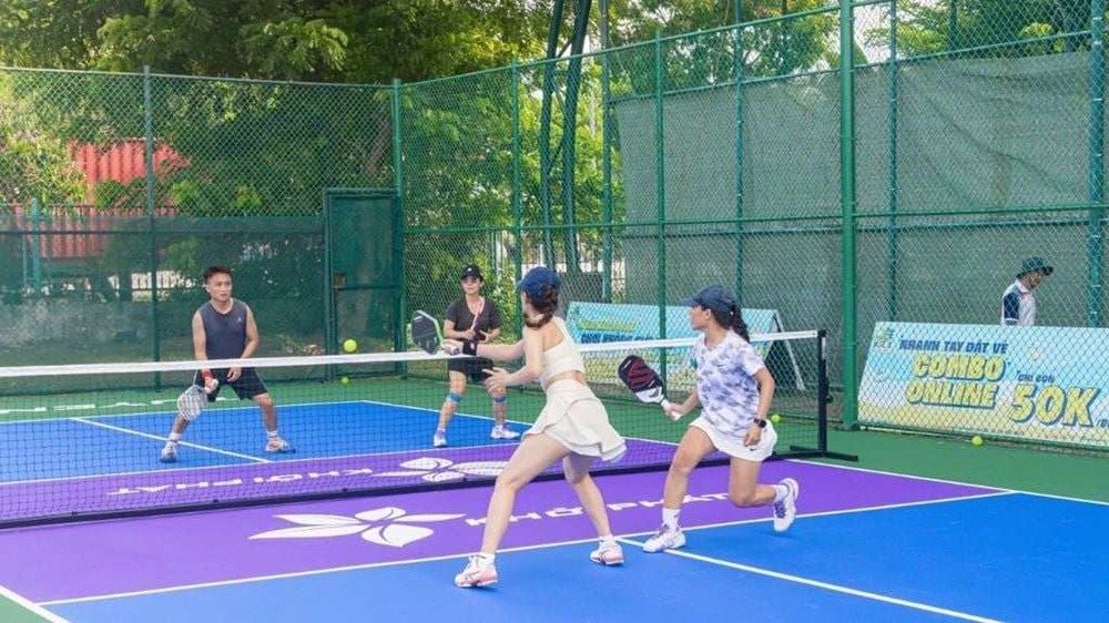 Khung giờ chơi pickleball gây mất ngủ, dễ chấn thương - ảnh 3