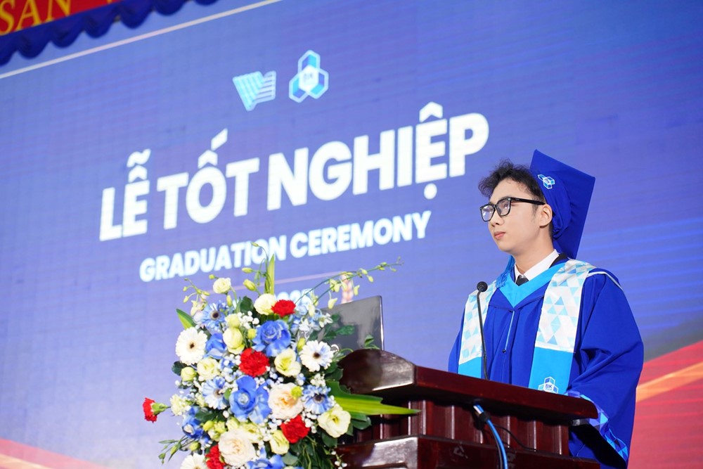 Thủ khoa giành Cúp Toàn năng từng đi 7 nước, nhận học bổng Tiến sĩ tại Pháp trước tốt nghiệp - ảnh 1