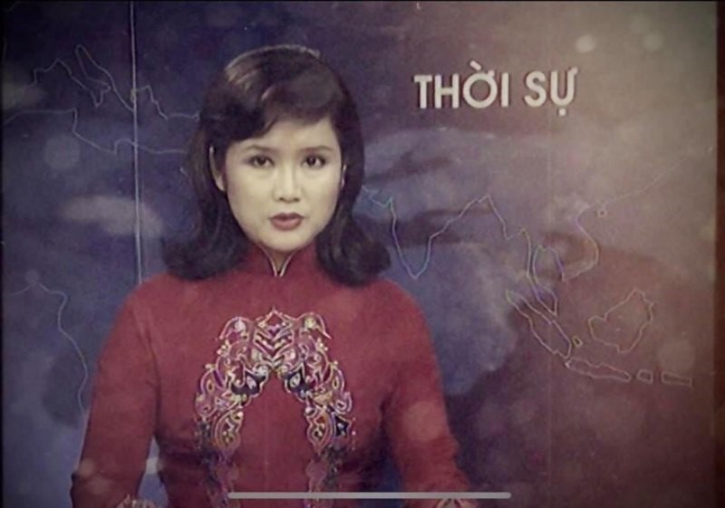 BTV được mệnh danh là 'mỹ nhân đời đầu' của VTV: Tốt nghiệp ngành ngoại giao ở Nga, bố mẹ đều là giảng viên, nhà khoa học uy tín - ảnh 2