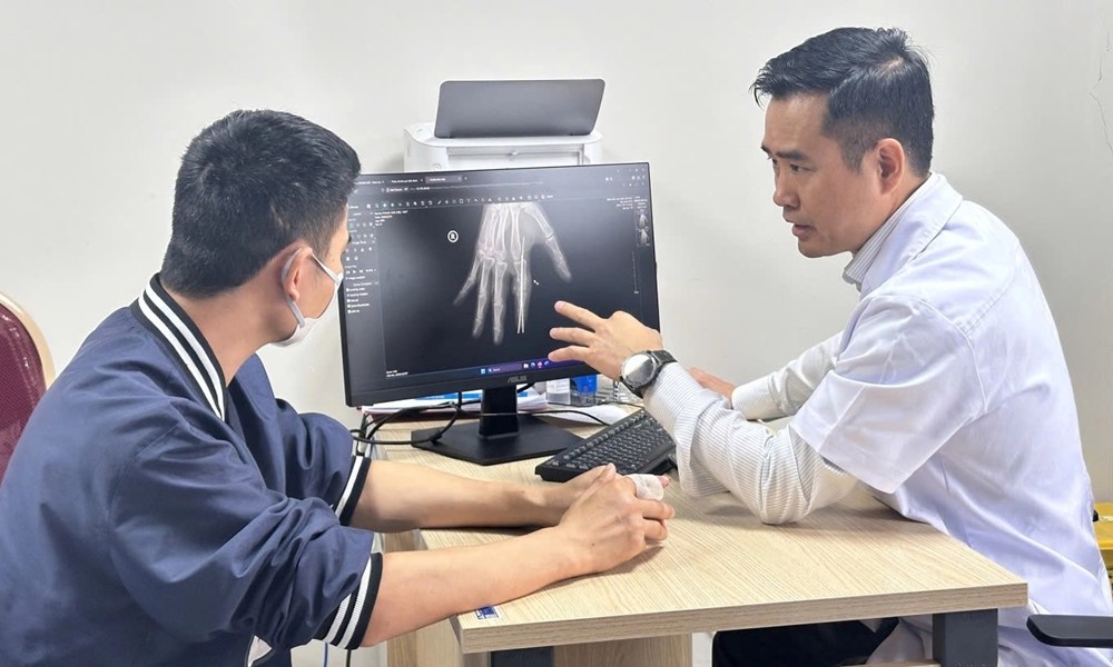 Kỳ tích y khoa lần đầu ghi nhận tại Việt Nam: Ngón tay đứt rời được cứu sống ngoạn mục sau 25 giờ - ảnh 3