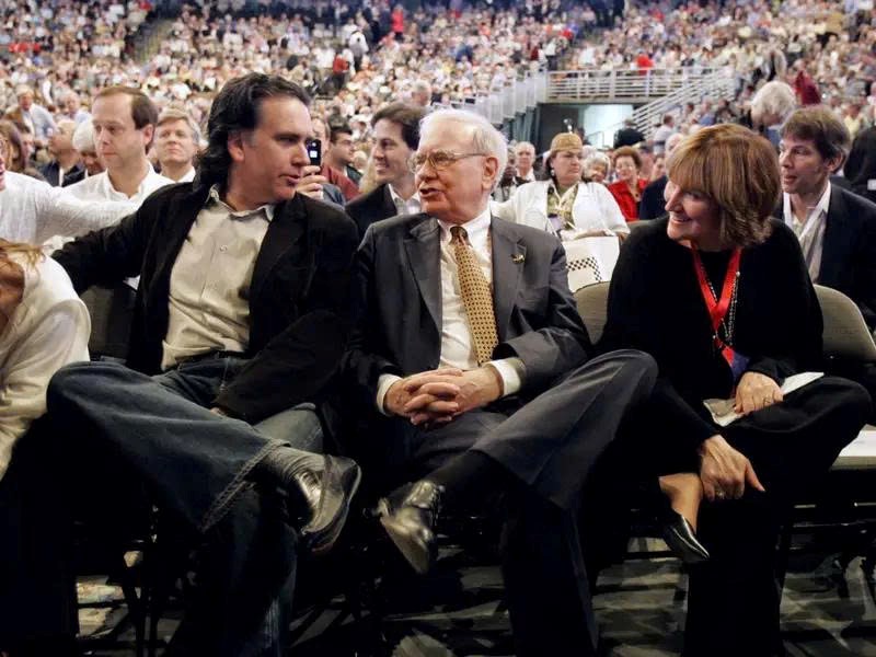 Con trai Warren Buffett ‘đốt sạch’ 200 triệu USD thừa kế - ảnh 1