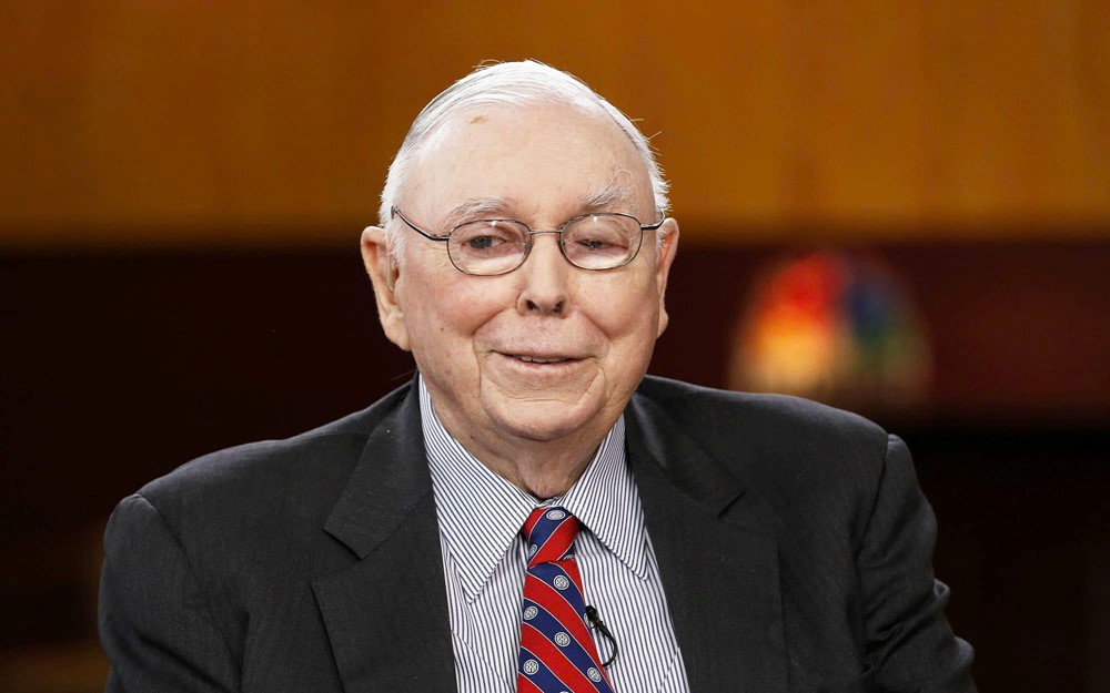 Charlie Munger – Bộ não sắc bén bí mật ‘tái lập trình’ tư duy đầu tư của Warren Buffett - ảnh 1