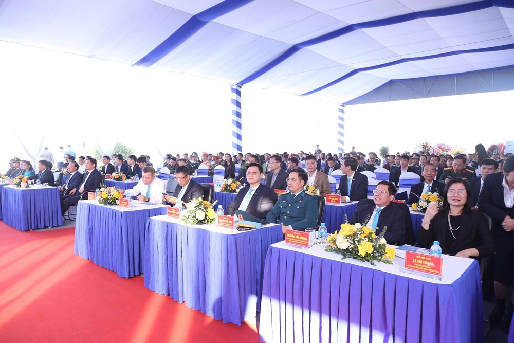 Sân bay lớn nhất Bắc Trung Bộ chính thức hoạt động trở lại   - ảnh 5