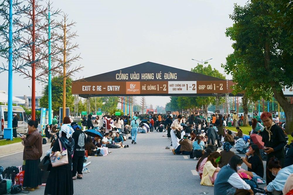 Gia đình Haha 'cầu xin' khán giả - ảnh 2