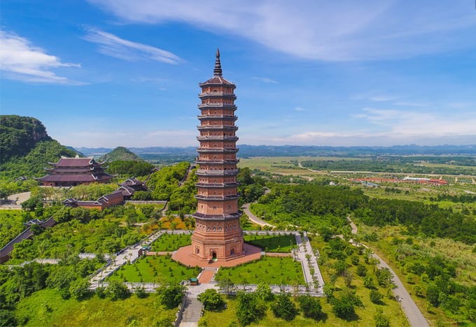 Cách Hà Nội hơn 90km có một ngôi tháp 13 tầng, cao 100m, được công nhận là bảo tháp cao nhất châu Á - ảnh 3