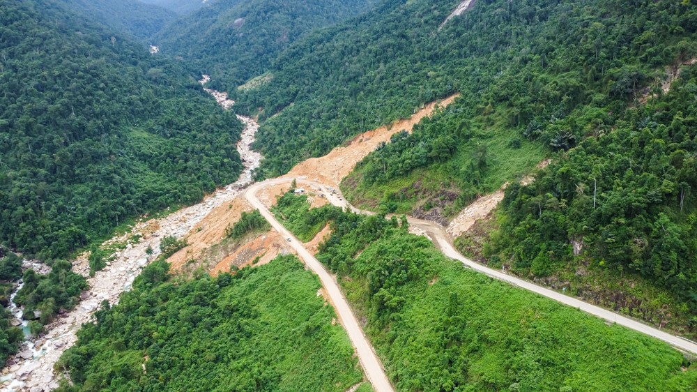 Chính thức thông xe đèo Khánh Lê nối Lâm Đồng - Khánh Hòa, tài xế cần lưu ý điều này - ảnh 1