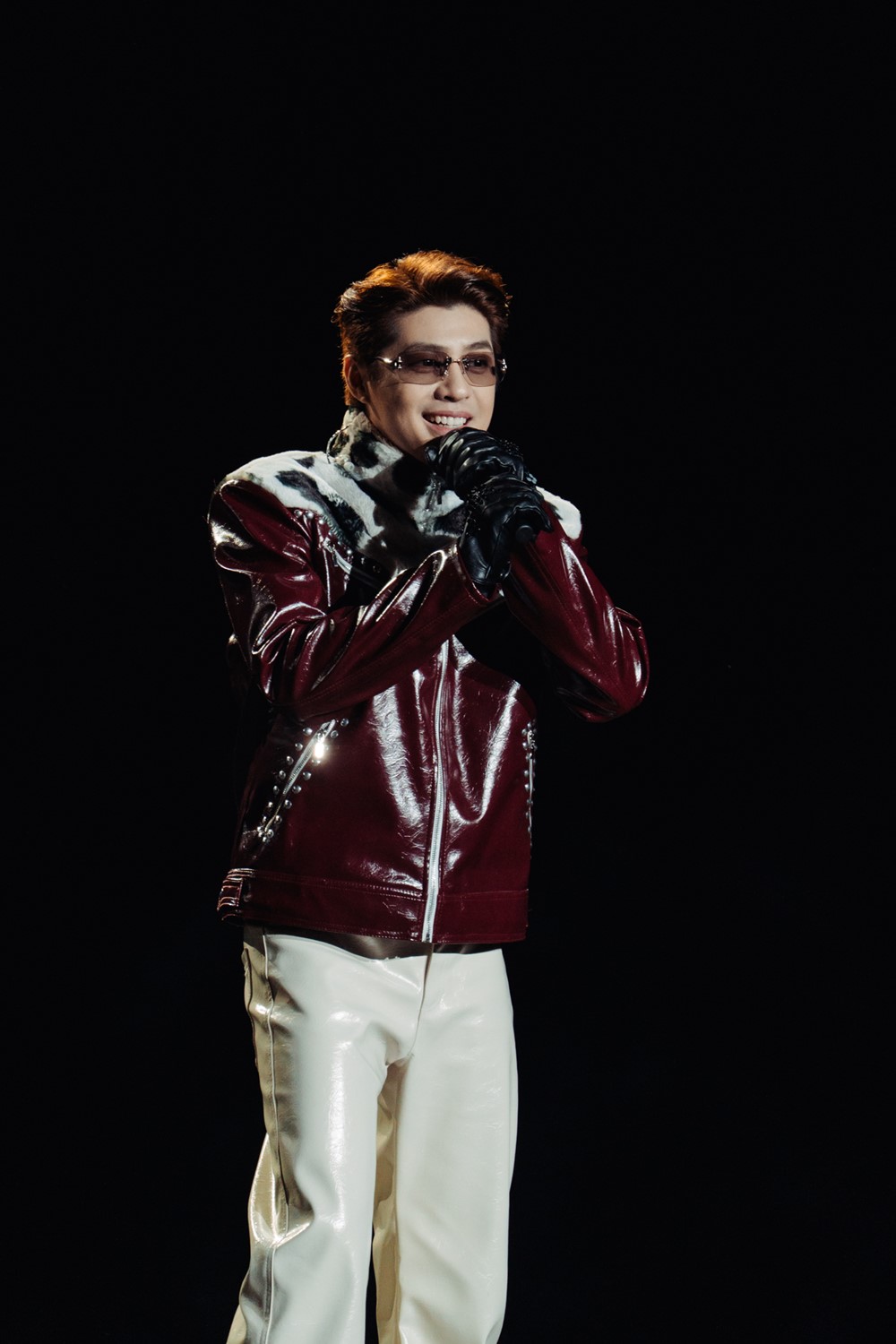 Công viên lớn nhất Hà Nội bùng nổ với sự xuất hiện của dàn nghệ sĩ và hàng chục nghìn khán giả - ảnh 8