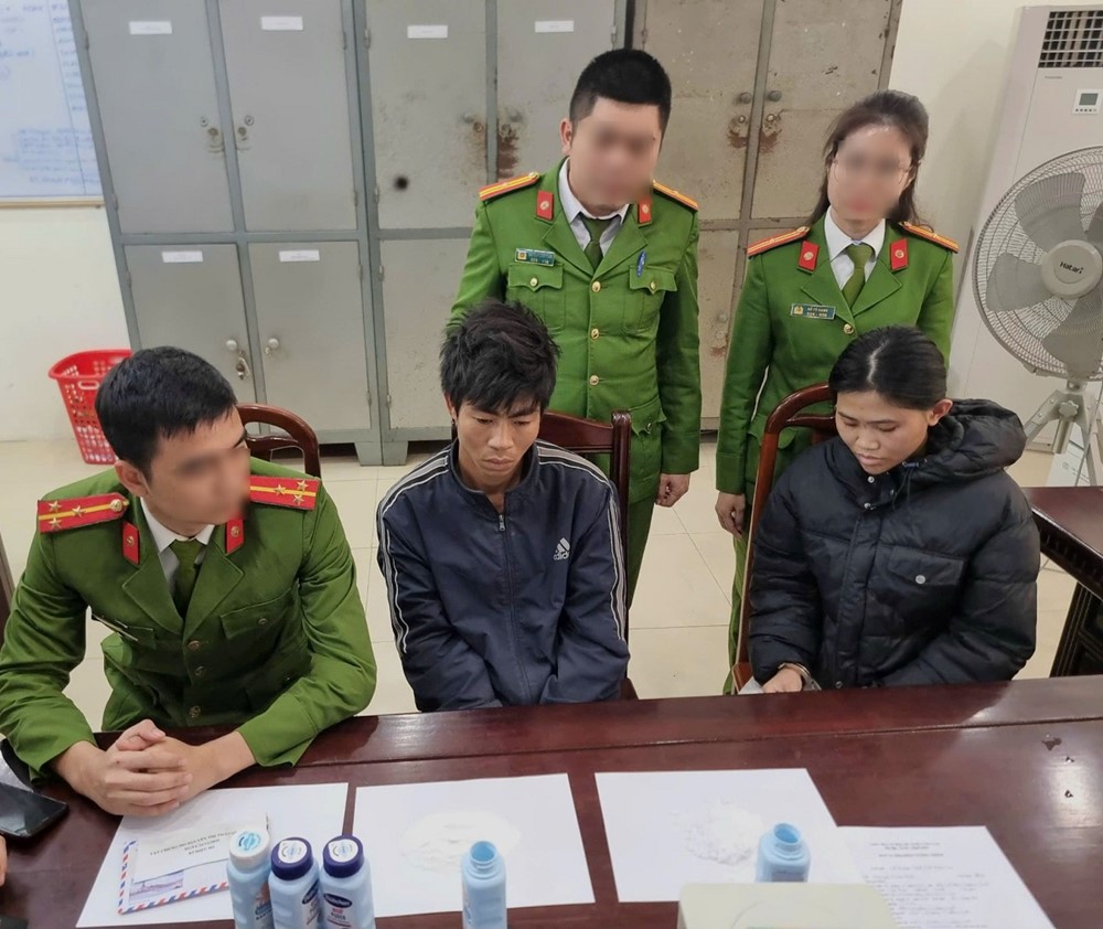 Khám xét nhà riêng, bắt khẩn cấp Nguyễn Thị Thảo sinh năm 2001 - ảnh 1