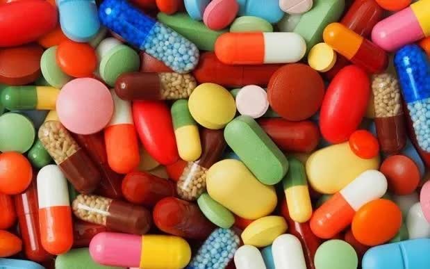 Tự ý dùng Paracetamol, bé gái 14 tuổi phải nhập viện cấp cứu - ảnh 1