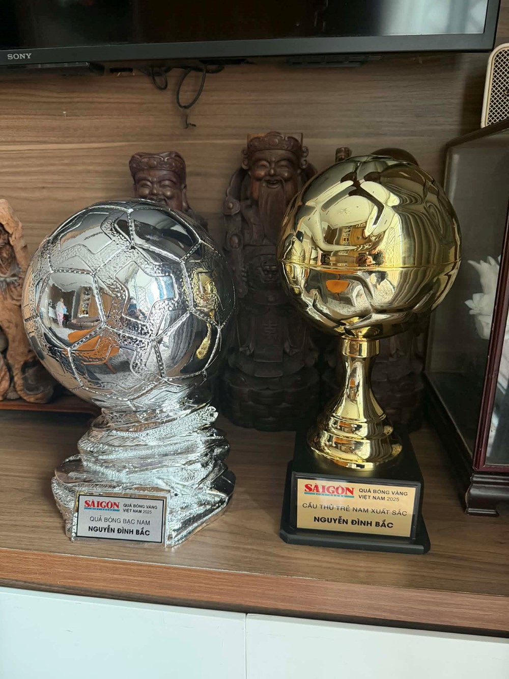 Cầu thủ Nghệ An lập cú đúp, giành toàn bộ tiền thưởng để làm từ thiện - ảnh 2