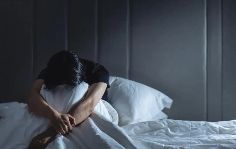 Thường xuyên dậy sớm là cảnh báo của nhiều bệnh lý  - ảnh 2