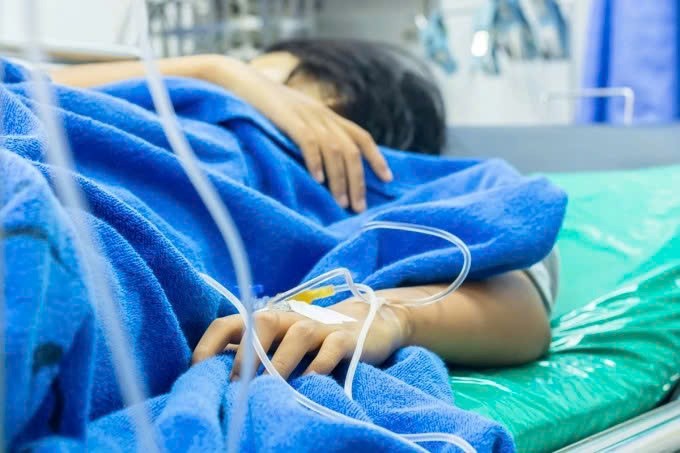 Căn bệnh tăng đáng báo động vào mùa lạnh, có thể tử vong trong 24 giờ: Dấu hiệu và cách nhận biết - ảnh 1