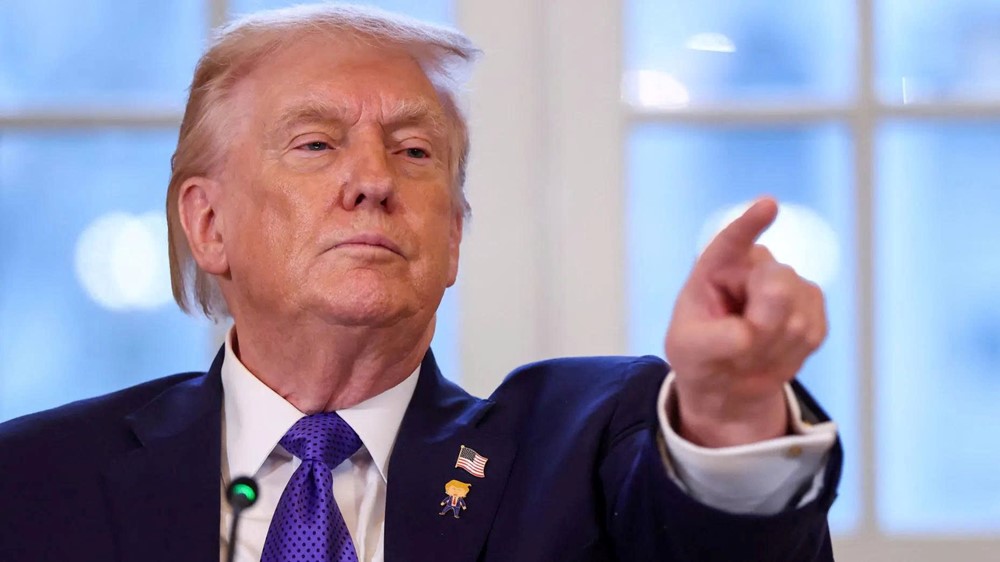 Ông Trump: 'Có 1 con tàu cập bến cách đây 500 năm không đồng nghĩa Đan Mạch sở hữu Greenland, Mỹ cũng từng có nhiều tàu đến đó' - ảnh 1