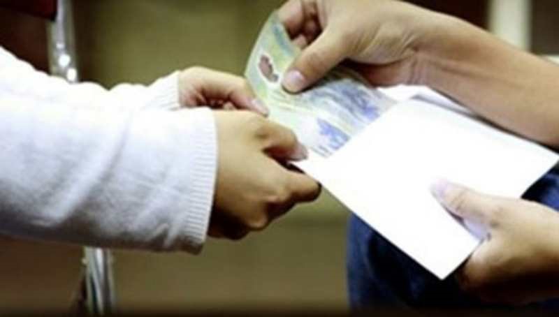 Bắt cán bộ kiểm dịch nhận hối lộ của Công ty đồ hộp Hạ Long - ảnh 1