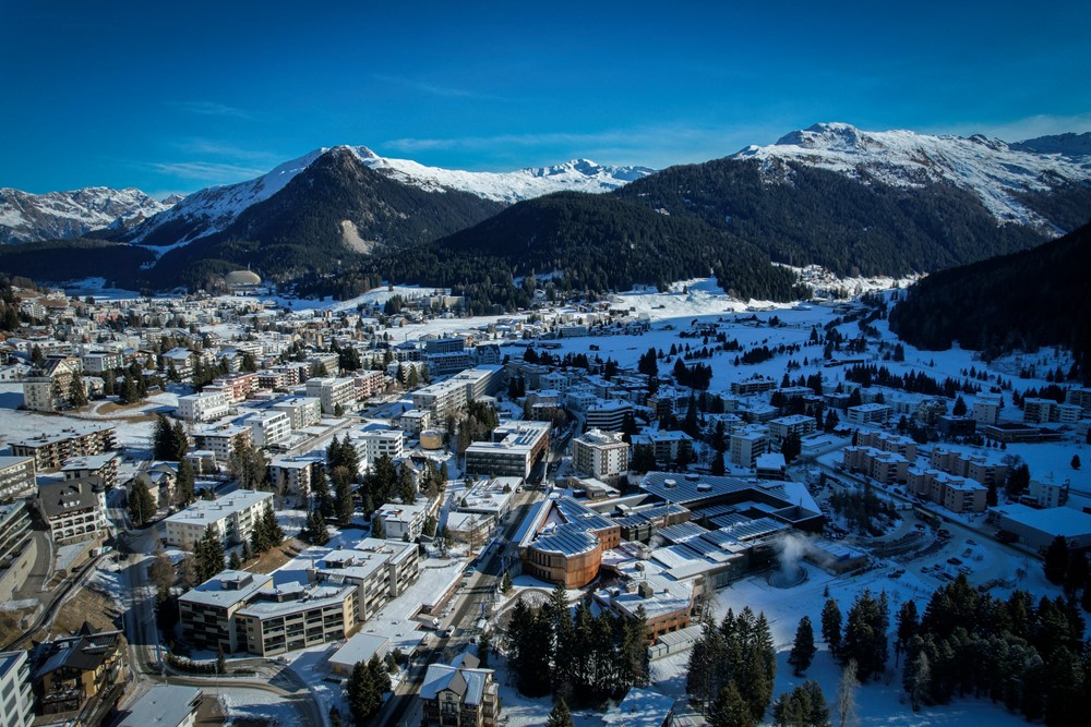 Thụy Sĩ muốn đặt giới hạn dân số 10 triệu người để tránh quá tải - ảnh 1