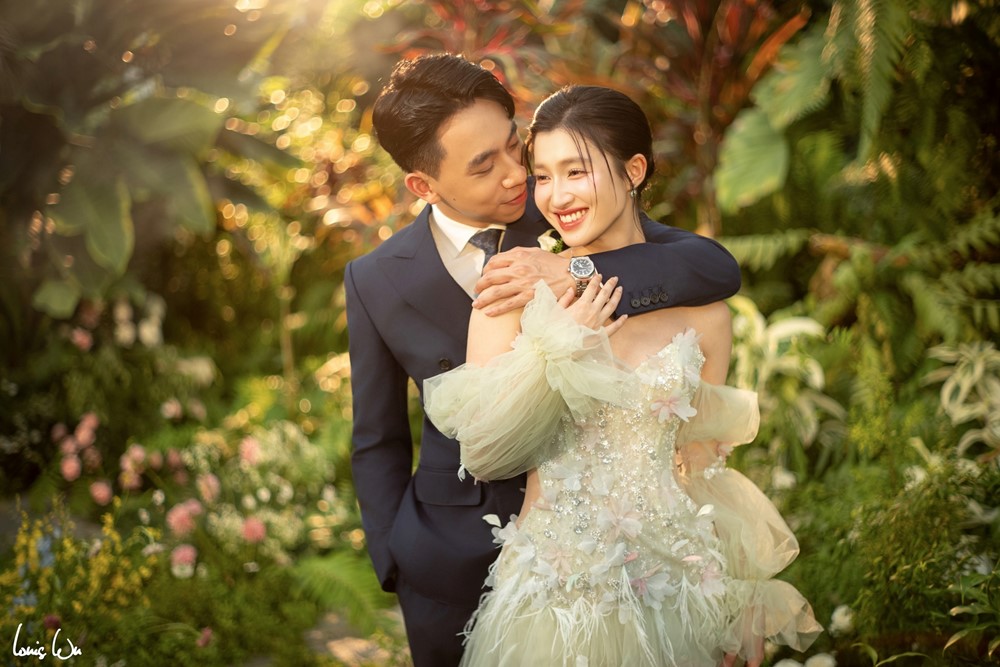 Lộ ảnh cưới 'nét căng' của Á hậu Phương Nhi và chồng thiếu gia trước giờ G - ảnh 1